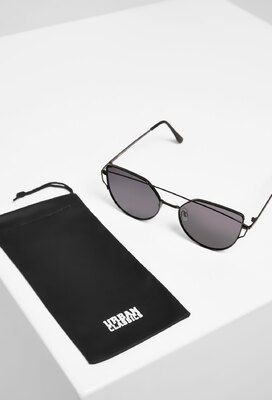 /images/13125-July-Sunglasses-Black-Urban-Classics-1603719474-3725-thumb.jpg
