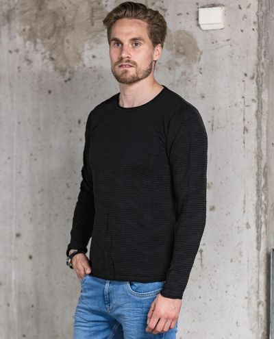 Structured  Black Light Knit Carisma