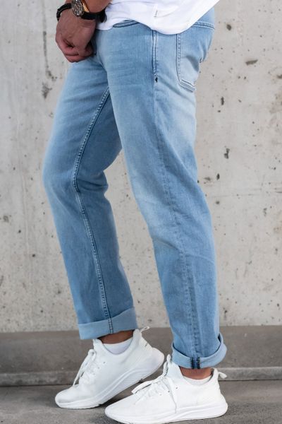 Light Blue Regular Fit Comfort Jeans L32 Rusty Neal
