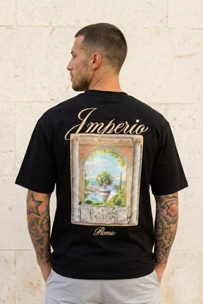 Imperio ryggtryck svart t-shirt JERONE Imperio ryggtryck svart t-shirt JERONE