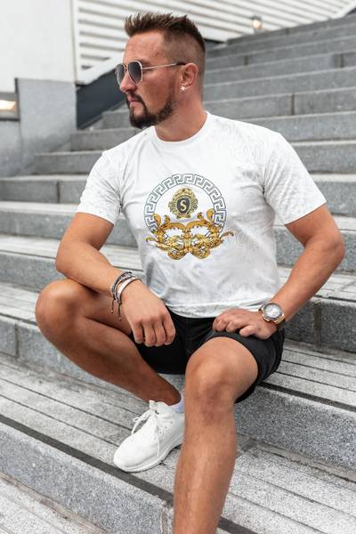 Lion vit t-shirt med tryck i guldfolie JERONE Lion vit t-shirt med tryck i guldfolie JERONE