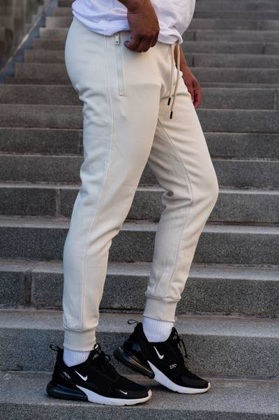 City beige collegebyxor JERONE
